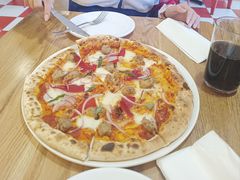 -城市大道红炉披萨烘焙坊