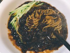 -桃园中华料理炸酱面(燕儿岛路店)