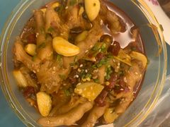 -捌贰虾蟹·江湖菜馆(江汉路店)