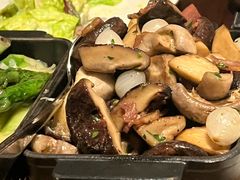 -恰餐厅及酒吧 CHAR Bar & Grill (北京丽都皇冠假日店)