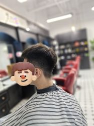 -老男孩男士理容馆·理发·烫染·修面