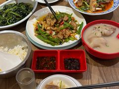 -张太婆老妈蹄花川菜馆·中华餐饮老字号(望平街店)