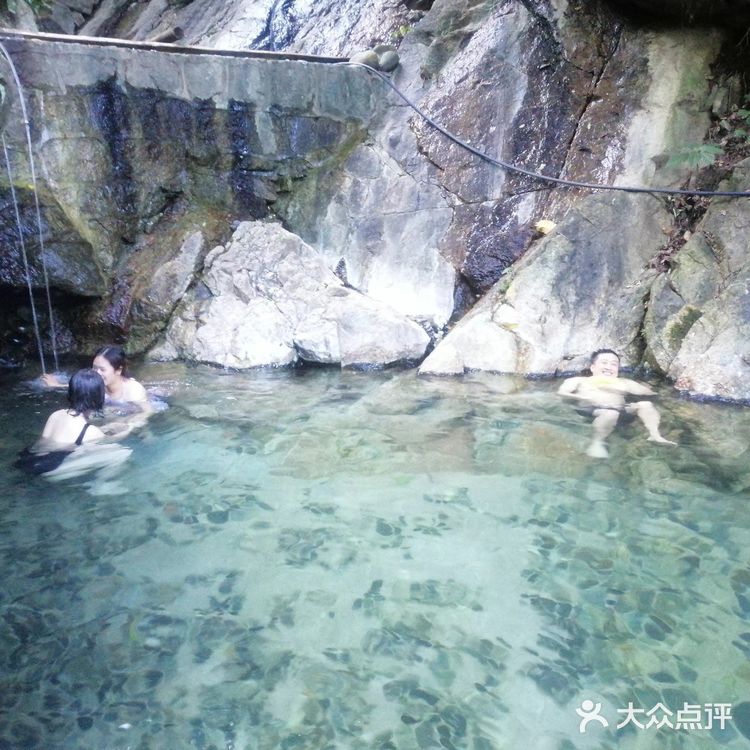 腾冲樱花谷森林温泉