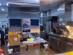 -麦当劳(深圳北站高铁店)