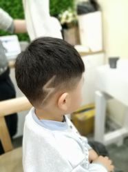 -马克叔叔儿童理发形象设计