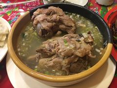 大棒骨-闯关东东北农家菜(崂山石老人店)