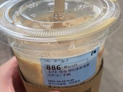 -瑞幸咖啡(温江新光天地写字楼店)