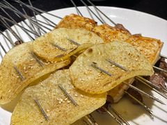 -河畔春天时尚餐厅