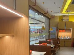 -小鱼小牛(世欧广场店)