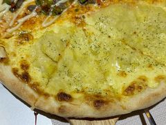 安格斯牛排拼泰国金枕头榴莲披萨-get pizza意大利餐厅(凯德MALL店)