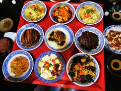 -蓝田九大碗民俗食府(蓝田店)