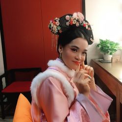 -盘子女人坊生日照·摄影馆(华强店)