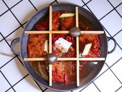 -瓜西西重庆火锅(花溪店)