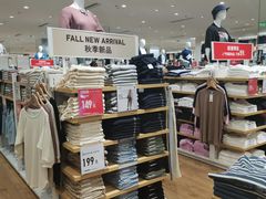 -优衣库(上海颛桥万达广场店)