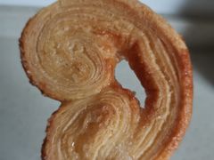 小蝴蝶酥-上海哈尔滨食品厂(淮海中路店)