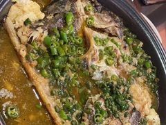 -探鱼·鲜青椒爽麻烤鱼(银泰城店)