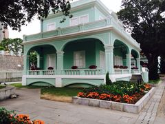 iphone_upload_pic-龙环葡韵住宅式博物馆