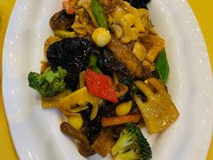 十八罗汉-功德林素菜饭庄(前门店)