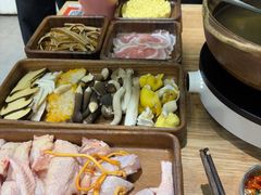 -菌小白火锅(时尚天河店)