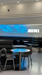 -MINI MARS 移动的空间站乐园·餐饮·派对(浦东金桥店)
