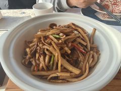 砂锅鹿茸菌-食悦江南·淮扬菜·烤鸭(亚运村·惠新店)