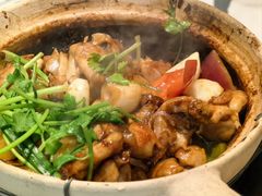 啫啫牛蛙-粤·啫啫