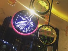 -必胜客(武汉欢乐谷店)