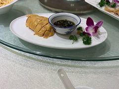 白斩鸡-梅龙镇酒家(南京西路总店)