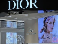 -Dior迪奥(万象城店)