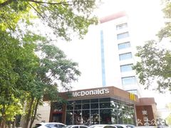 -麦当劳(南京路2店)