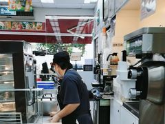 -7-Eleven(地堡街店)