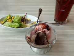 -必胜客(WOW贺州灵峰店)