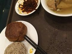 -护国寺小吃(机场店)