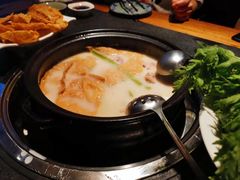 -大匠工房古船木艺术餐厅·猪肚鸡专门店(长白仙岛店)