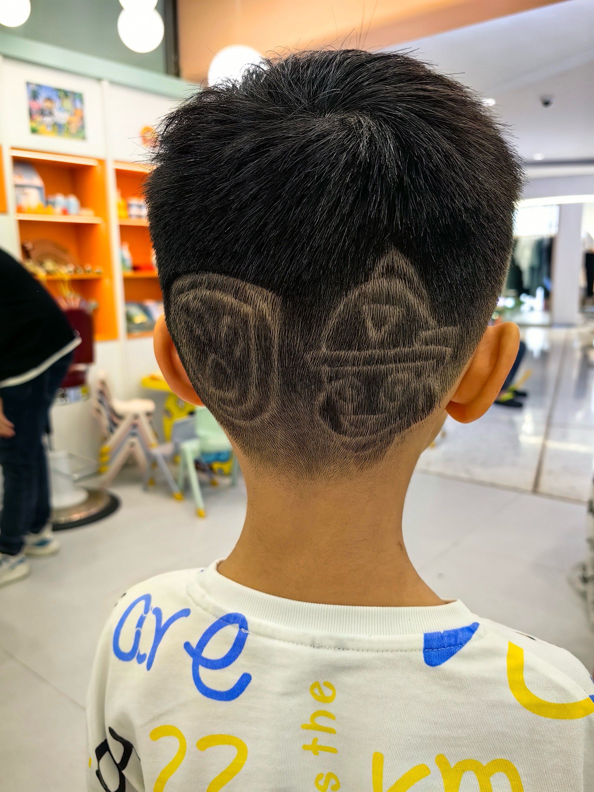 来萌宝贝吧\\n儿童发型设计 男童发型 \\n婴童造型护理就来萌宝贝