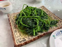 清炒时蔬-范饭椰林川湘味海鲜·椰子鸡(三亚湾椰梦长廊店)