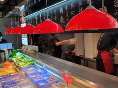-成都你六姐·牛肉冒菜(上海环宇荟店)
