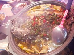 -令狐冲·炭烤活鱼(宝龙店)