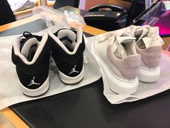 -爱革·奢品·鞋包·衣物·家居(金桥国际商业广场店)