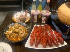 -聚汇三少·龙虾·中餐厅(莫邪路新天地店)
