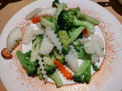 养颜小炒-吕氏疙瘩汤·新派鲁菜(欢乐汇店)