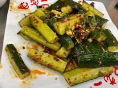 -屯老二农家铁锅炖·行业领军者(梅江店)