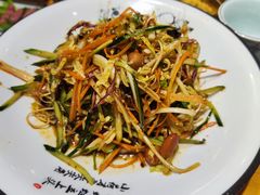 -鹤之乡·齐齐哈尔东北炭火烤肉(昆明盈江路店)