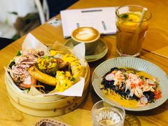阿拉斯加蟹肉配海胆酱墨鱼汁意面-CHILLAX轻乐时(侨建·Hi City店)