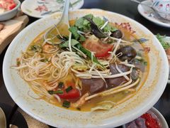 -大头虾越式风味餐厅(光明广场店)