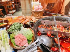 -周小明火锅(黑金冠社区店)