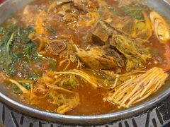 -喇喇排骨火锅·传统韩式脊骨汤(望京西园总店)