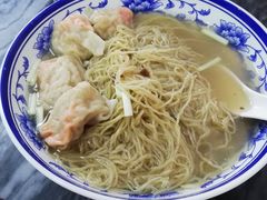 鲜虾蟹子云吞面-兴兴旺·冬瓜盅·啫啫煲(西华路店)