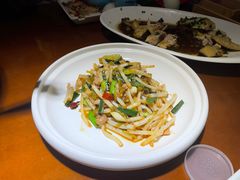 -魏铭鱼头捞饭(晋阳路店)