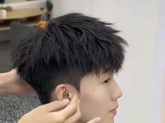 -鸿通城购物中心